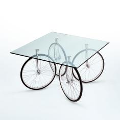 Tour tavolo in vetro con ruote di Fontana Arte