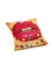 Mouth with pins Cushions toiletpaper cuscino di Seletti in poliestere